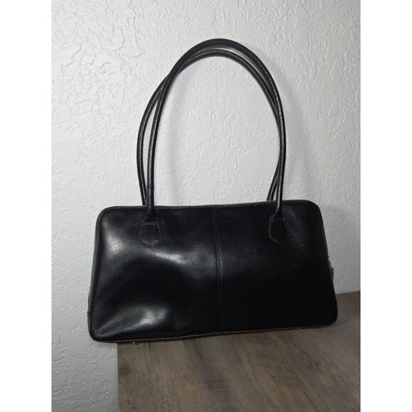 Hobo The Original Black Leather Shoulder Bag With Red Interior & Zipper Closure - Picture 1 of 11